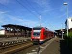 Drei 612er auf dem Weg nach Ostthüringen halten grade in Leinefelde, hinten 612 033 nach Glauchau(S), 14.5.15.