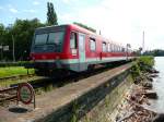 628 555 befhrt am 08.07.2012 den Bodenseedamm in Lindau.