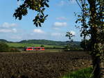 Desiro auf der Pfefferminzbahn bei Seena, im Hintergrund die romanische Eckartsburg.