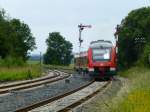 648 771 und 756 (hinten, sichtbar) haben gerade ihren Gegenzug gekreuzt und verlassen jetzt am 10.6.14 Gittelde/Bad Grund Bf.