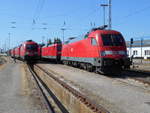 Neben den 182 023 stand,am 15.Juli 2018,auch der Taurus 182 012,im Bw Rostock.