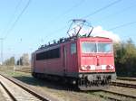 155 229-8 bei der Einfahrt im Kombiwerk Rostock-Seehafen.(09.10.10)