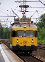 Es fanden heute mal wieder Messfahrten in und um Schleswig statt, dazu kam 701 165-3(Diagnose-VT Oberleitung Schweres Nebenfahrzeug 99 80 9263 001-6) der DB Netz AG Maschinenpool durch Schleswig