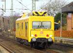 ORT 9 708 330-6(ex DR ORT 188.3, Baujahr 1990, Görlitz 20300/14, 22,4 m,61t, 100km/h)mit relativ neuer Revision(BCS X 14.03.2014)und in neuem Lack dieselt hier gemütlich durch Schleswig.