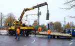 DB Netz AG Zweiwege Unimog U1650(Schweres Nebenfahrzeug 97 59 99 017 60-4)aufgenommen während der Abrissarbeiten des Bü Karpfenteich am Bhf Schleswig.