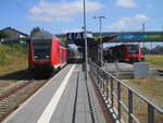 RE Rostock-Hagenow Land links und der Anschluß RE nach Lübeck,am 31.August 2024,in Bad Kleinen.