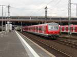 Diese x-Wagen Garnitur verlsst am 03.05.2012 Dsseldorf Hauptbahnhof.