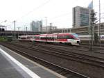 VT 1011 und ein weiterer Talent der Regiobahn verlassen am 03.05.2012 den Dsseldorfer Hauptbahnhof.