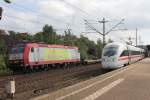 CFL Cargo Lok 4001 Traf sich mit dem ICE der Auf Gleis 1 Steht in Hamburg Harburg am 10.09.2011