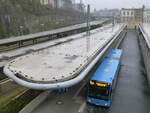 Die vorderste Position am Bussteig 1 des neuen Busbahnhofs Döppersberg ist für die Busse der Linien 612 und 622 reserviert.