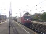 185 065 durchfhrt am 15.04.2011 den Bahnhof Wuppertal-Oberbarmen.