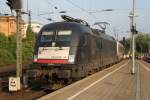 ES64 U2-067 mit EC 175 von Hamburg-Altona nach Budapest-Keleti pu bei der Einfahrt im Hamburger Hbf.03.09.2011