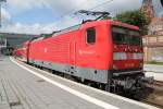 112 151-6 mit RE 21415 von Lbeck Hbf nach Hamburg Hbf kurz vor der Abfahrt im Lbecker Hbf.(20.06.2011)