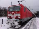 143 233-5 abgestellt im Bahnhof Warnemnde.(05.12.10)