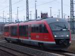 642 054 als RE9 von Wismar Richtung Tessin bei der Ausfahrt im Rostocker Hbf(19.02.2011)