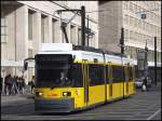 Moderne Stra�enbahn in Berlin am Alexanderplatz.