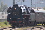 01 509 mit DPE 90578 Müncheberg (M)- Warnemünde bei der Einfahrt in Warnemünde.21.09.2024