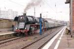 03 1010 mit dem (SDZ 13485) der Tourismus und Warnetalbahn GmbH von Leipzig Hbf nach Ostseebad Binz in Berlin-Lichtenberg am 07.11.2015.