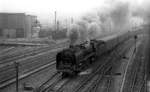 Aus der Schatzkiste...01 114 mit dem P 4004 Ausfahrt Saalfeld(Aufnahmeort Affenfelsen Saalfeld) 30.04.1980 (Bearb.