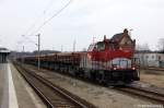 V150.05 BBL04 (214 013-5) mit Fakks Ganzzug von Wiebe in Rathenow in Richtung Stendal unterwegs.