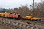 214 021-8 und 214 025-9 mit einen Bauzug am 20.03.2023 im Tostedter Bahnhof.