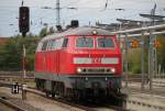 218 366-3 stand am 15.08.2014 gemtlich im Rostocker Hbf rum.