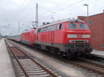 218 369 und 101 097 als Schlußlok im IC 2377 Binz-Frankfurt Main Hbf,am 08.Juni 2016,in Bergen/Rügen.