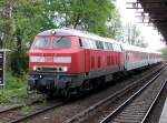 berrascht war ich am 01.Mai 2010 als 218 839 am S-Bahnhof Berlin Nldnerplatz mit dem Leerpark CNL 451 Paris Est-Berlin Sdkreuz nach Berlin Warschauer Strae vorbei kam.