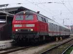 218 117-0+IC1961 von Kln Hbf.zum Ostseebad Heringsdorf kurz vor der Abfahrt im Rostocker Hbf.(Lokwechsel ab Rostock Hbf.)Aufgenommen am 22.04.06