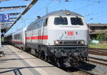 218 341-6 mit IC 2263(Rostock-Hamburg)bei der Ausfahrt im Rostocker Hbf.08.05.2026