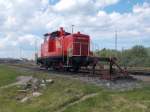 Am Öllager im Rostocker Überseehafen stand,am 20.Mai 2015,die HSL 363 121-5.