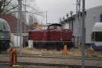 weiter ging es dann zum BW der Fotograf war erstaunt was da abgestellt war 212 093-9 macht Pause im BW Rostock Hbf.08.01.2012