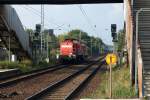 298 307-0 DB Schenker Rail Deutschland AG mit der Wagenlok 362 780-9, bei der Durchfahrt in Marquardt und fuhr weiter in Richtung Golm.