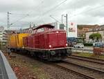 212 093 mit ihrem  Schienendampfer hat soeben Mosbach Baden durchfahren gen Neckarelz.