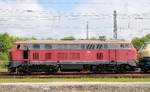 Hoher Besuch im Norden...DB 1218 387-9(REV/HB X/03.02.17) als Vorspann des Lr 70233 von Flensburg nach Hamburg-Langenfelde.