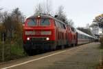 DB 218 315-0 und 362-2 mit dem IC nach Stuttgart hier beim Halt in Hususm festgehalten.