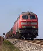 DB 218 463-8 und RPRS 218 319-2 mit SyltShuttle nach Niebüll.