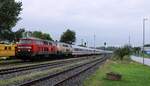 DB 218 380 und RPRS 218 489 mit IC 2311 Einfahrt Husum.