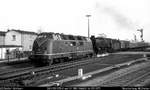 DB V200 035 + 01 1081 Ausfahrt Niebüll 16.05.1971(DigiScan 031)