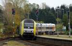 223 010-0/ER20-010(REV/Lz/10.01.13)hat hier mit einer NOB aus Hamburg kommend Einfahrt in den Bahnhof Husum/Hüsem/Nordfriesland.