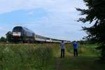 MRCE ER20-014/ 223 014 mit dem Connex Wagenpark auf dem Weg Richtung Husum inkl.meiner Mitstreiter festgehalten am Ortseingang von Hattstedt.