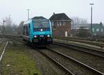 In Niebüll angekommen folgte der NOB nach Westerland die solo fahrende NAH.SH 245 205-0 die ebenfalls Richtung Westerland verschwand.