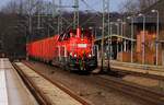 DB 261 017-8 und 027-7 dieseln hier mit dem EK 53340(Holzzug aus Flensburg-Weiche) durch Schleswig Richtung Neumünster.