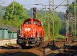 DB Schenker 261 098-8 brachte ein paar leere Wagen zwecks Holzverladung nach Jübek und ist hier auf dem Rückweg nach Neumünster.