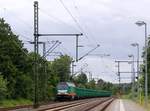 Der grüne Wurm....TRG/SBW 264 005-0(REV/VTLT/12.08.16) mit ihrem zweiten Teil des Düngermittelzuges nach Jübek aufgenommen in Schleswig am 13.07.2017