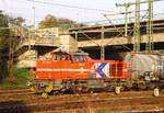 271 035-8 der RHC/HGK DH 715(Vossloh G 1000BB,REV/VL/15.03.11) dieselt hier mit einem kurzen Öler durch Hamburg-Harburg.