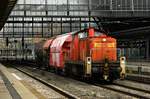 DB 3295 095-7 mit Modellbahnzug aufgenommen im Bremer Hauptbahnhof.