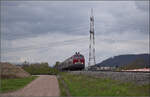 Dieselabschiedsfahrt am Hochrhein. 

218 155 fährt nach Waldshut. Hier geht es für den Sonderzug durch die Baustelle des künftigen Haltepunktes Warmbach. März 2026.