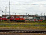 Die 362 919-3 (98 80 3362 919-3 D-KOEF), eine der Köf Lokomotiven- und Wagenvermietungsgesellschaft mbH (Münster), fährt am 20 Mai 2025 vom Hauptbahnhof Münster (Westfalen) in