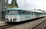 798 653 und andere, Ulmer Spatz, ehemals Chiemgau-Express Prien-Aschau in Ehingen am 14.09.2013.